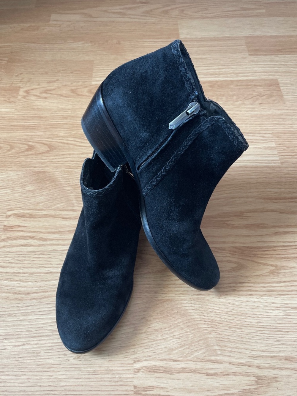 Sam Edelman Black Suede Side Zip Heeled Ankle Boots / Booties Size 6M